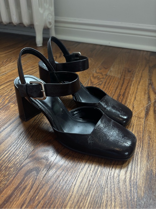 Zara Shoes - Zara Women's Black Buckle Block Heel Slingback Pumps